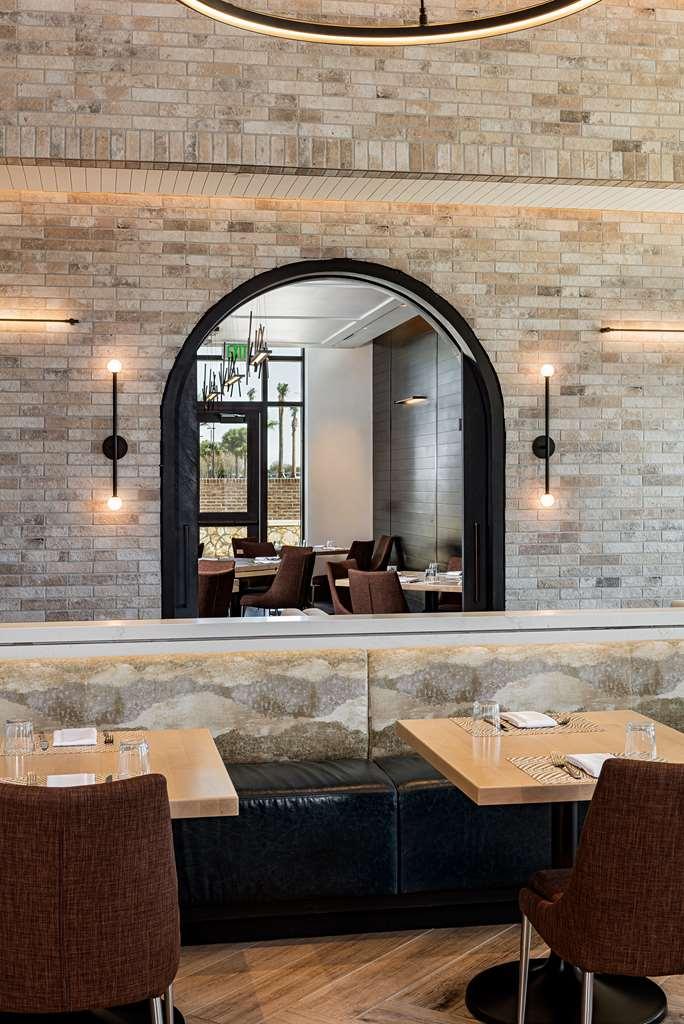 The Brownwood Hotel & Spa ザ・ヴィレッジズ 設備 写真