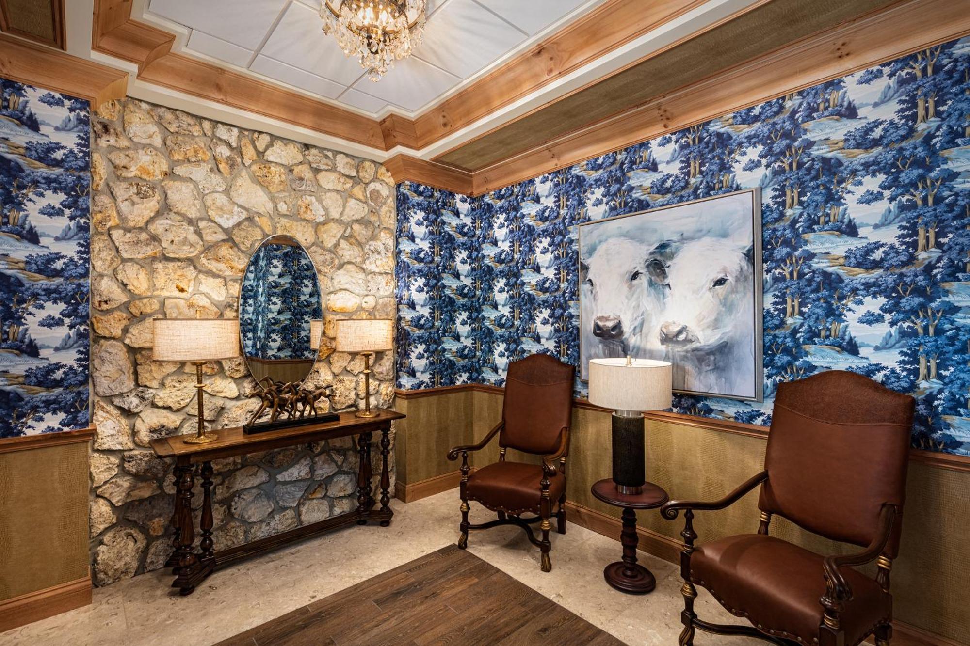 The Brownwood Hotel & Spa ザ・ヴィレッジズ エクステリア 写真